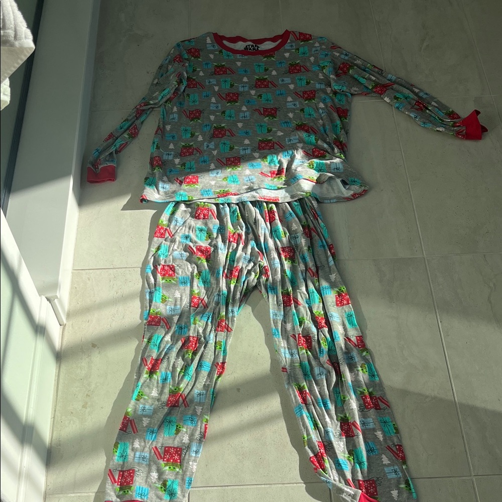 Star Wars Yoda Mens Pajama Set with Red and Blue Accents